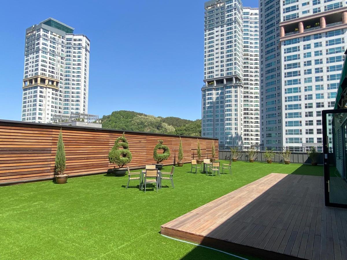 Hotel Icc Daejeon Bagian luar foto
