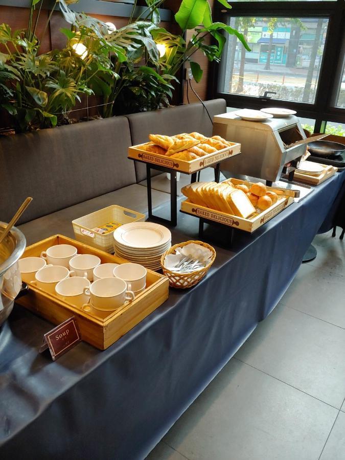 Hotel Icc Daejeon Bagian luar foto