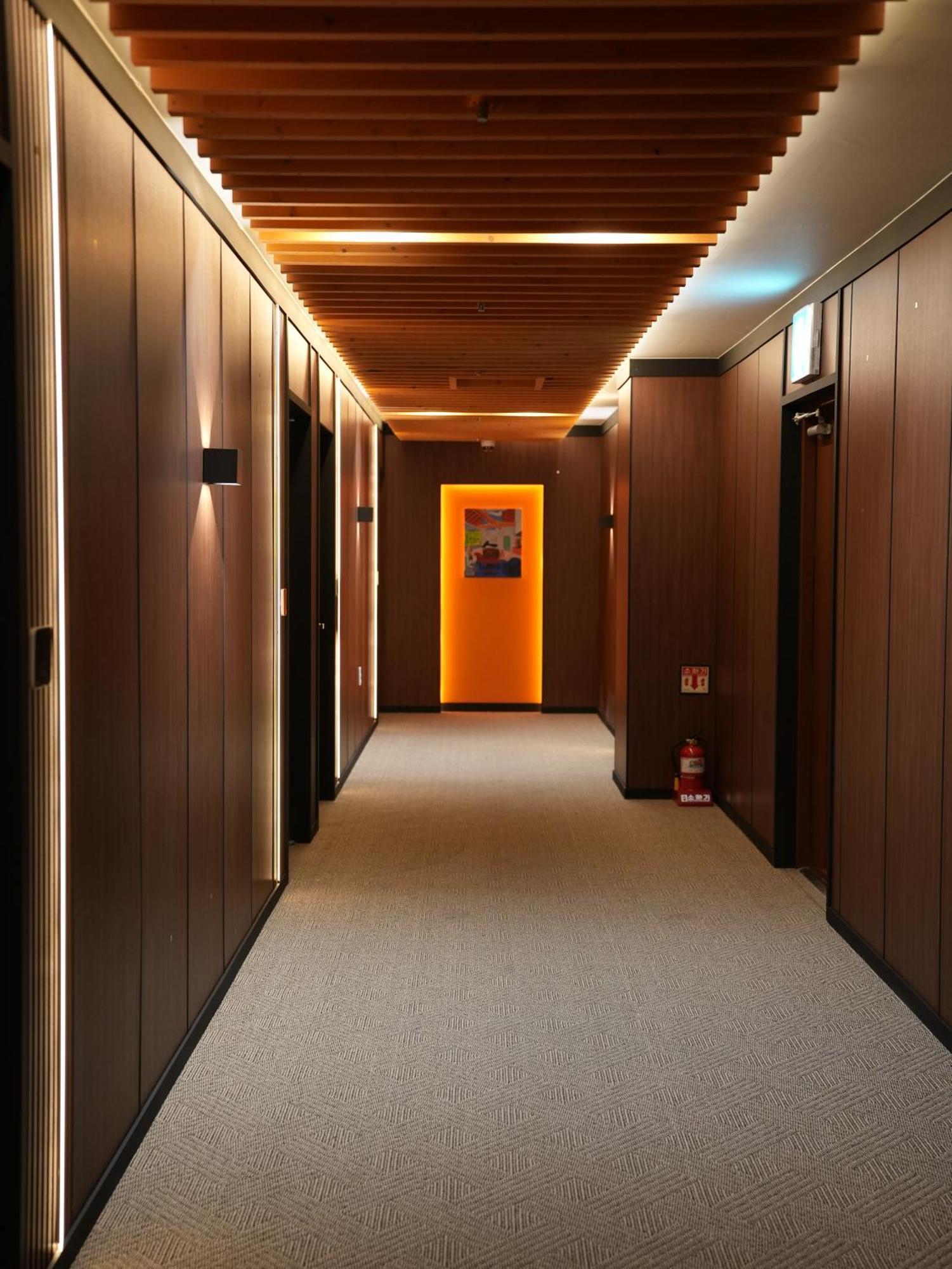 Hotel Icc Daejeon Bagian luar foto
