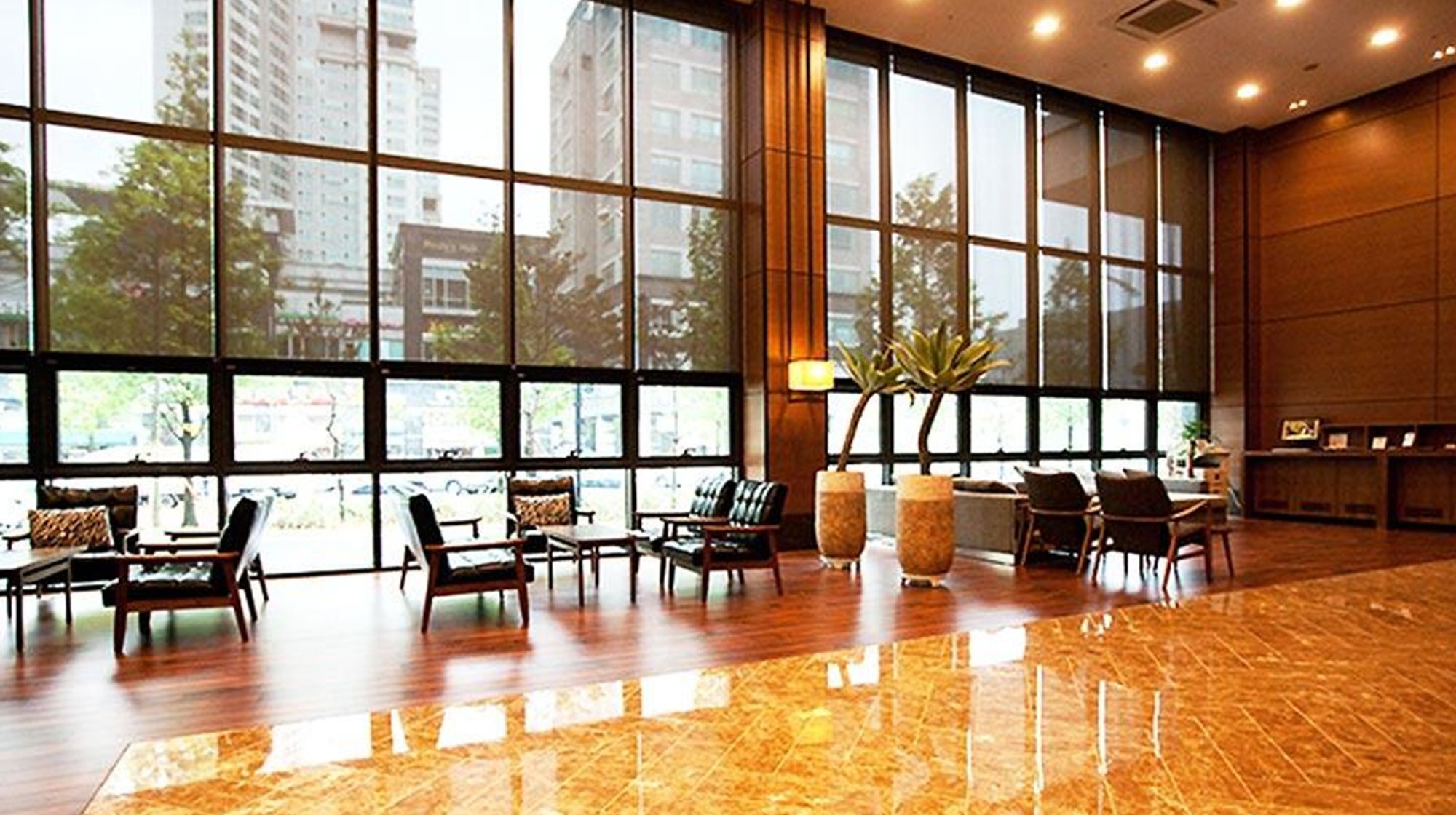 Hotel Icc Daejeon Bagian luar foto
